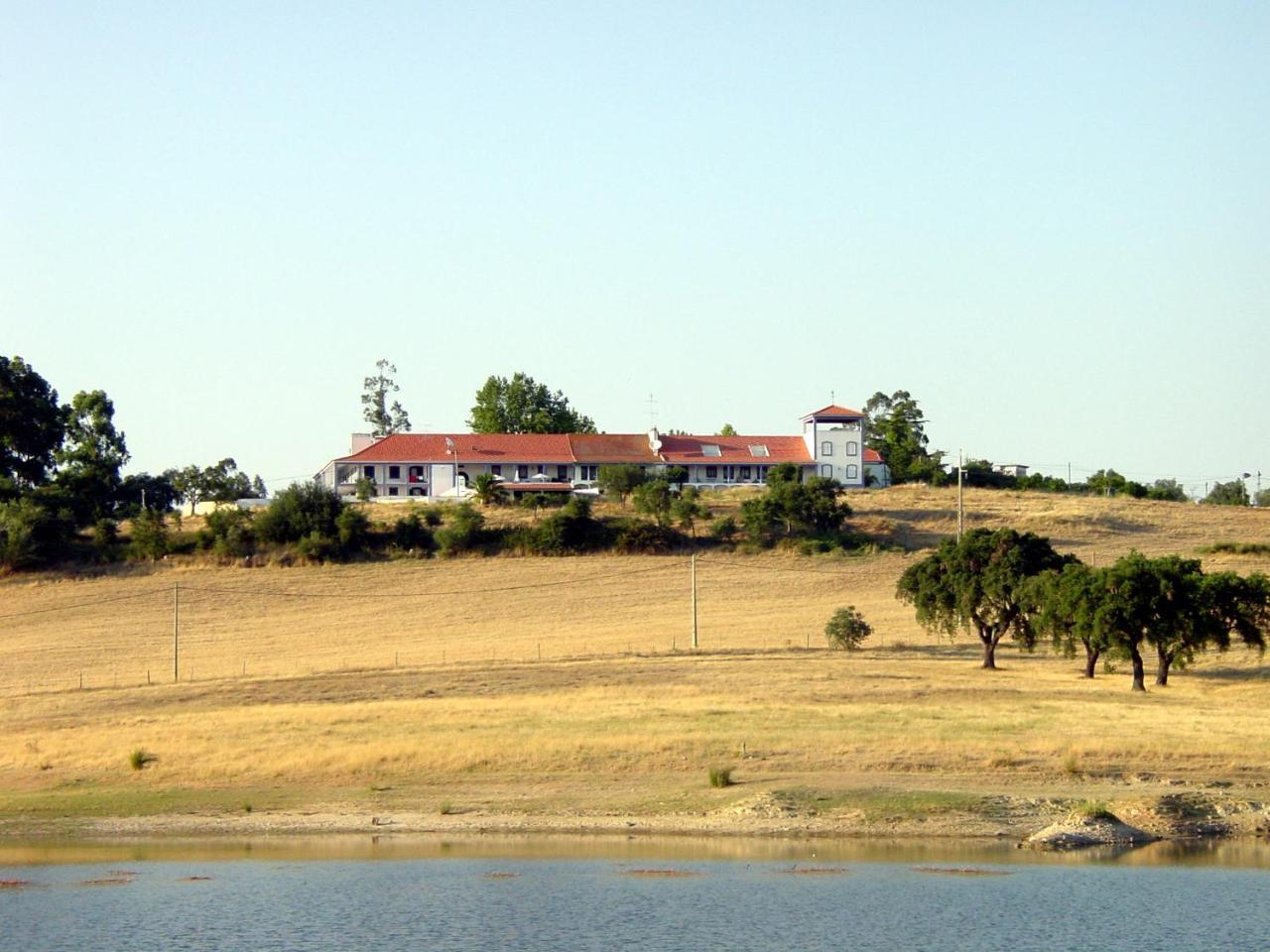 Monte Dos Arneiros Hotel Lavre ภายนอก รูปภาพ